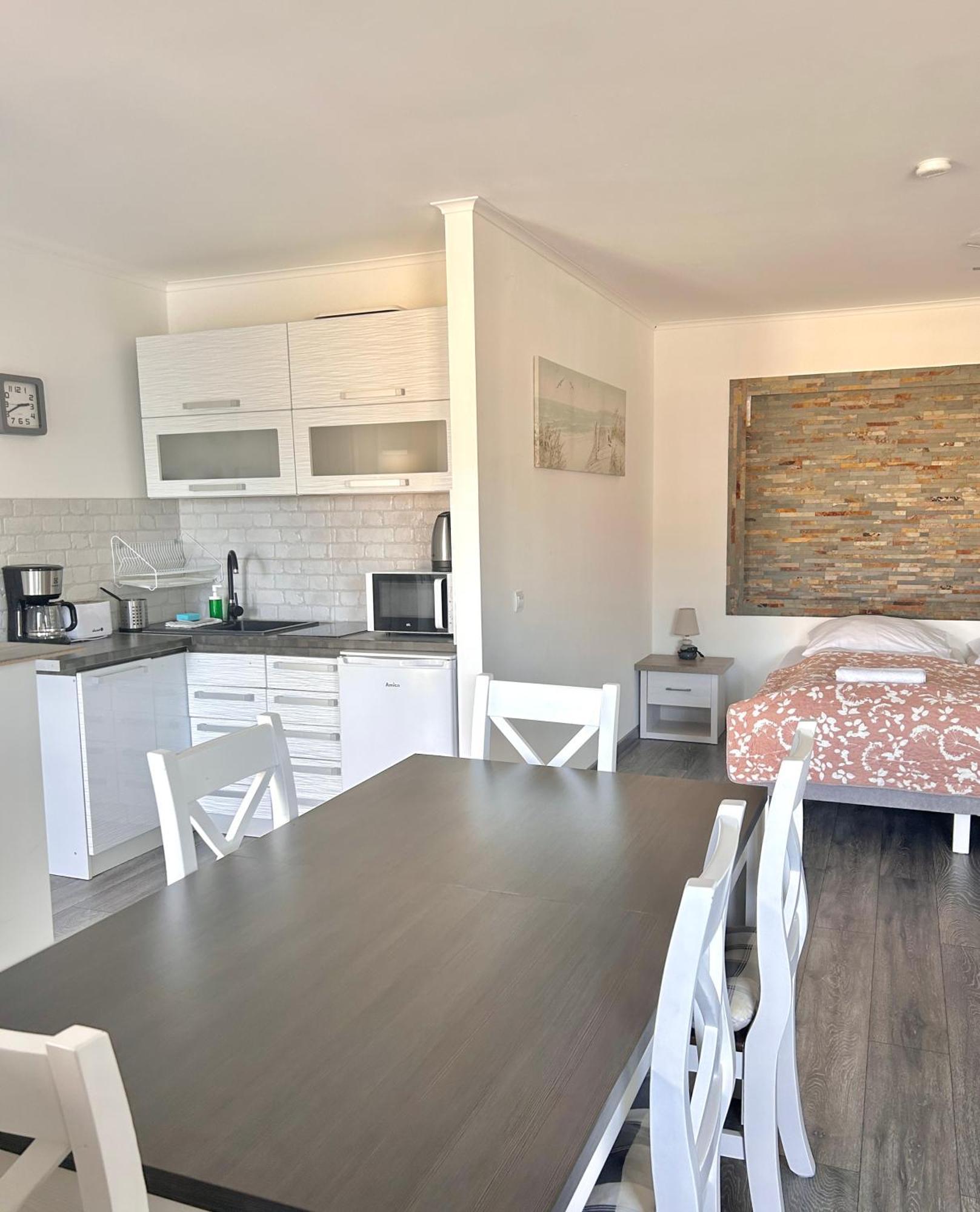 Apartamenty Neksø Exteriör bild